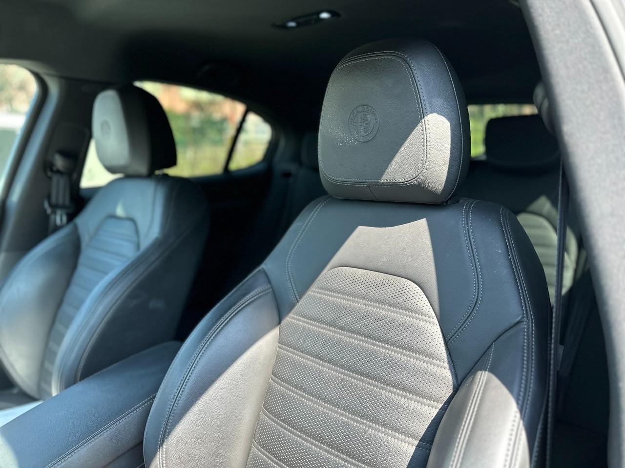 ALFA ROMEO Stelvio 2023 - Stelvio 2.2 t Veloce Q4 210cv auto