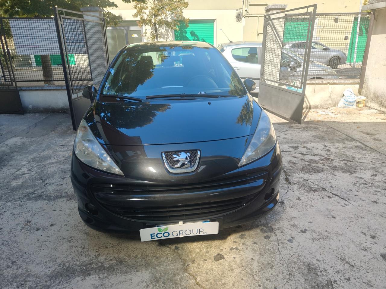 Peugeot 207 1.4 8V 75CV 5p. X Line