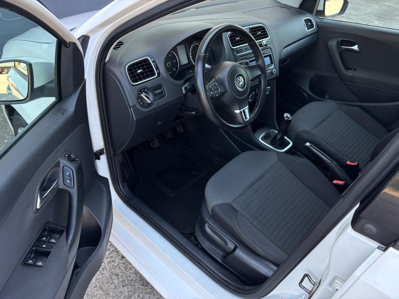 Volkswagen Polo 1.6 TDI. Neopatentati. Garanzia