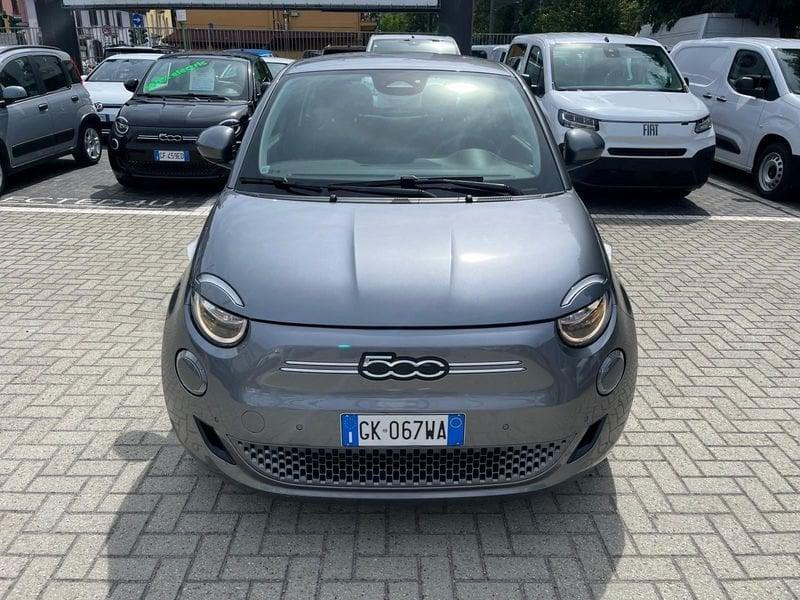 FIAT 500 500e Berlina 42 kWh Icon