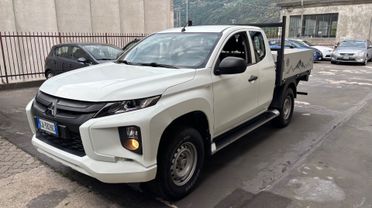 Mitsubishi L200 2.3 D Club Cab 4x4 Easy Select Inform