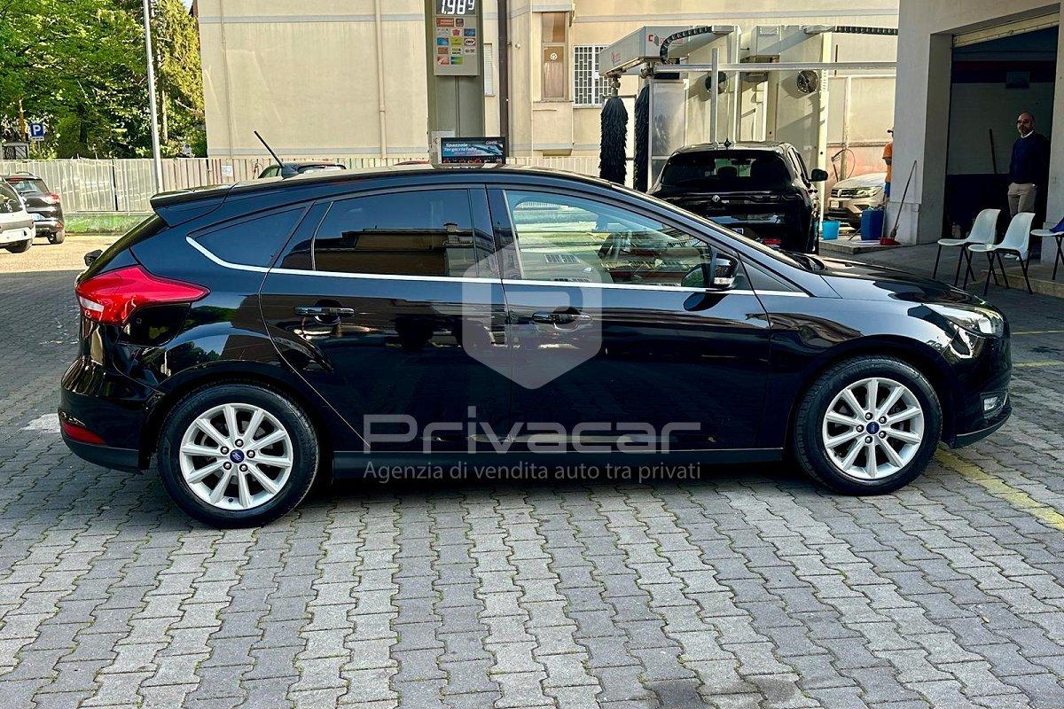 FORD Focus 1.6 120 CV GPL Titanium