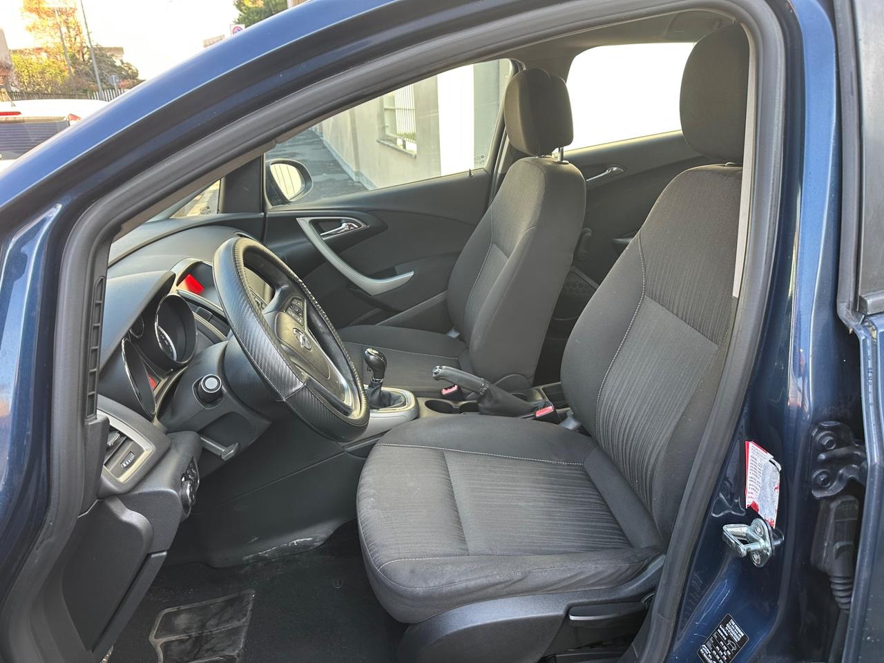 Opel Astra 1.4 100CV 5 porte Elective - euro 5 - ok neopatentati