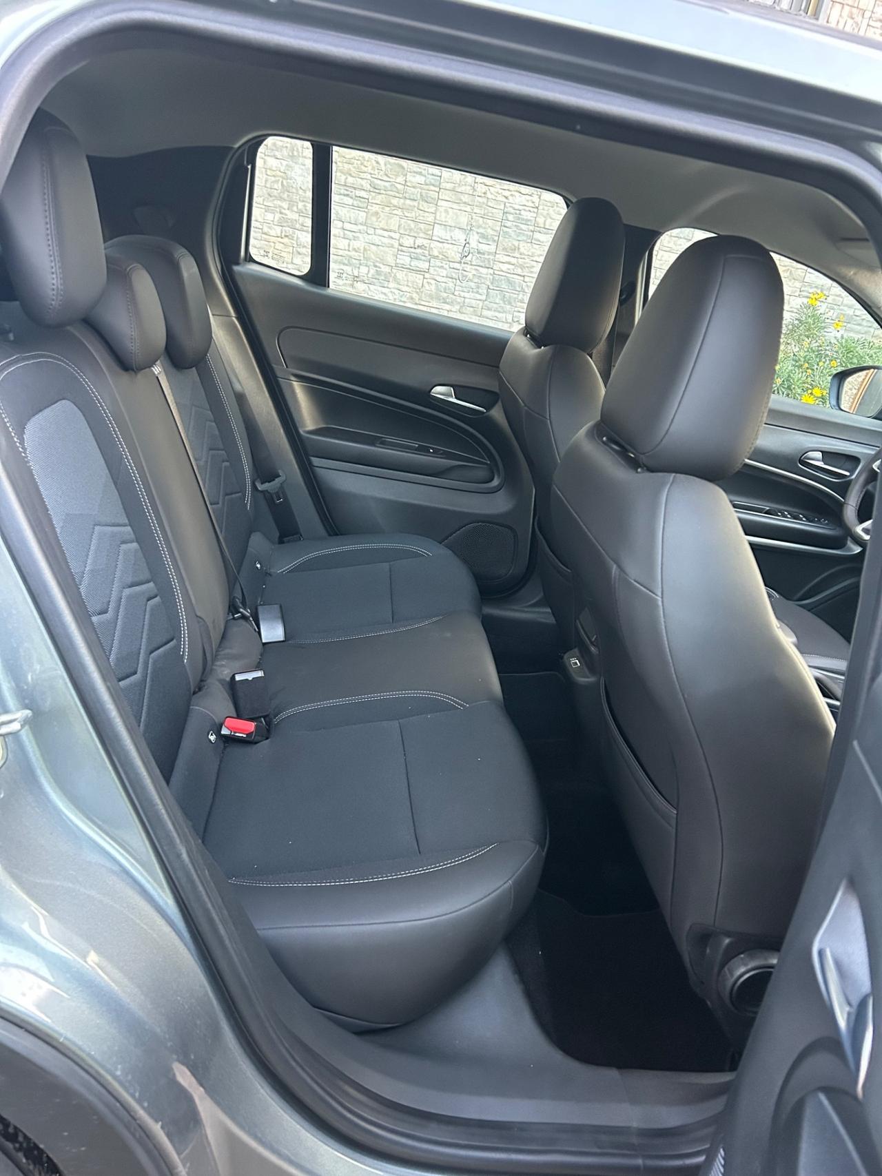 Jeep Avenger 1.2 Turbo 100 CV MHEV Altitude