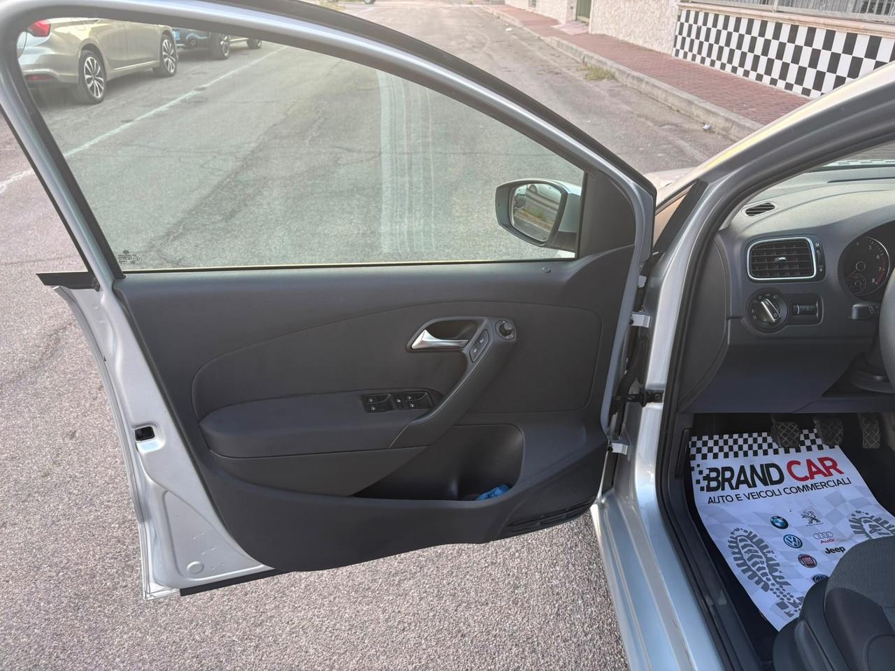 Volkswagen Polo Gpl Highline BiFuel Unipro 2013