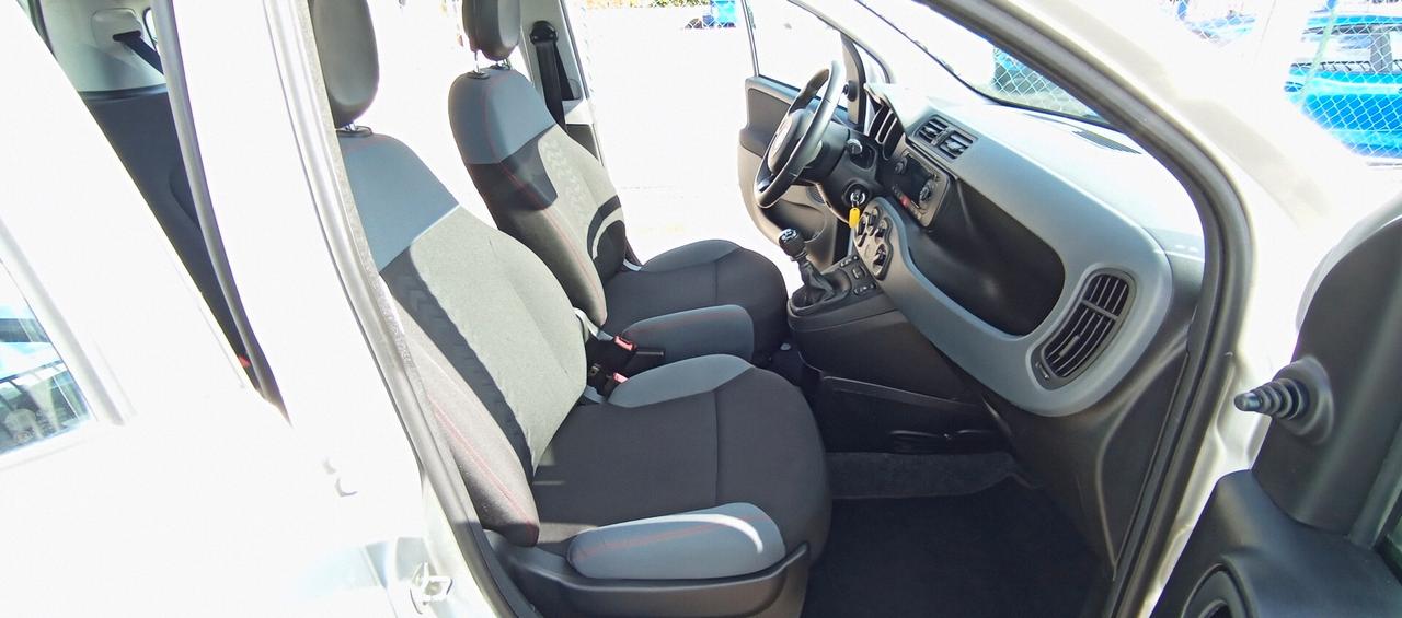 Fiat Panda 1.2i 69 CV-Garanzia-Neopatentati