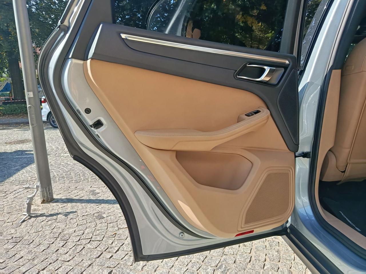 Porsche Macan 2.0 #50582
