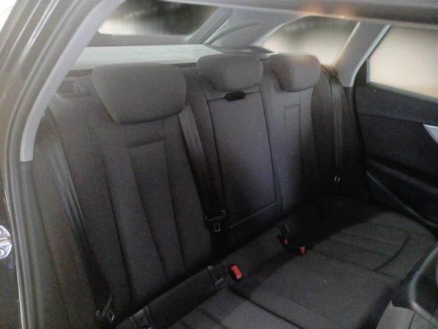 AUDI A4 Avant 30 TDI/136 CV S tronic Business