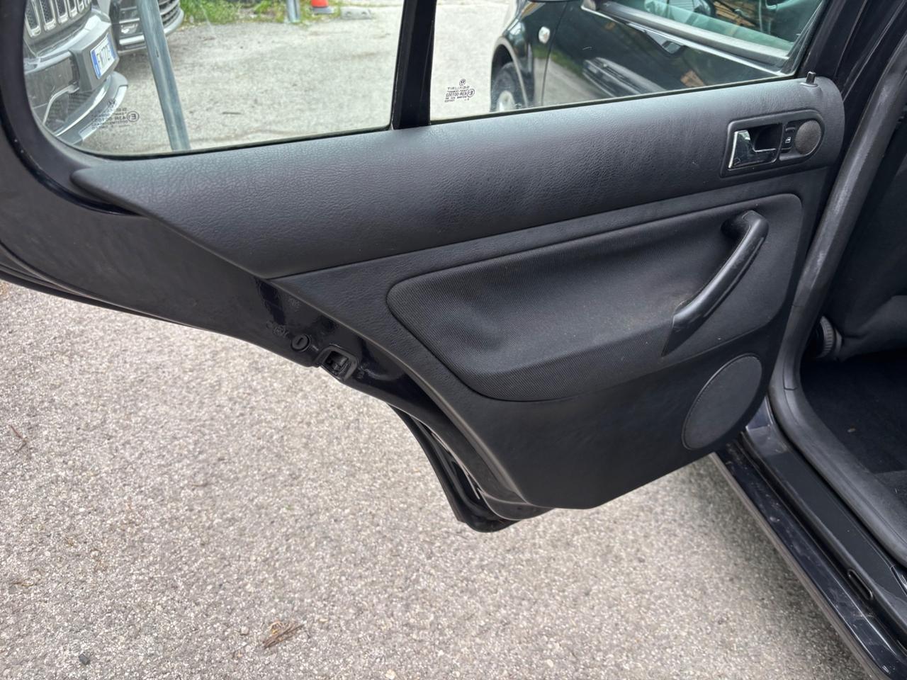 Volkswagen Golf 1.6 5p Highline Plus