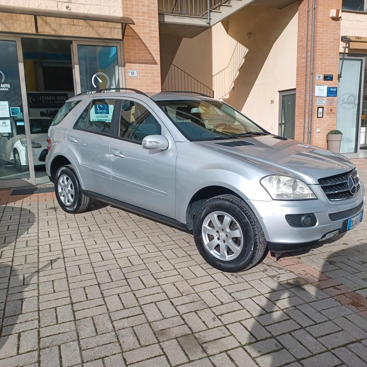 ML 280 CDI 3.0 TDI 4X4 AUTOM. OTTIME CONDIZIONI