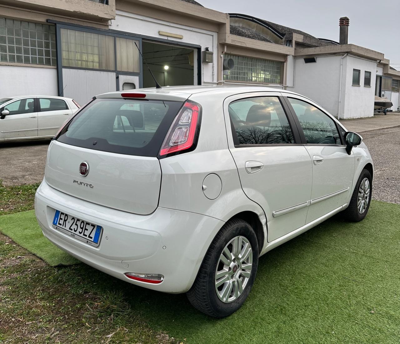 Fiat Punto 1.4 GPL neopatentati