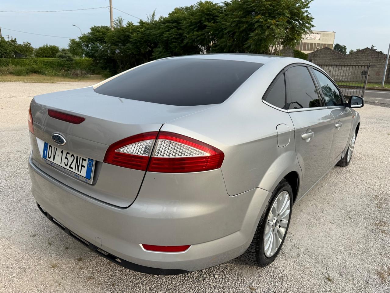 Ford Mondeo 2.0 TDCi 131cv CV 4 porte Titanium DPF