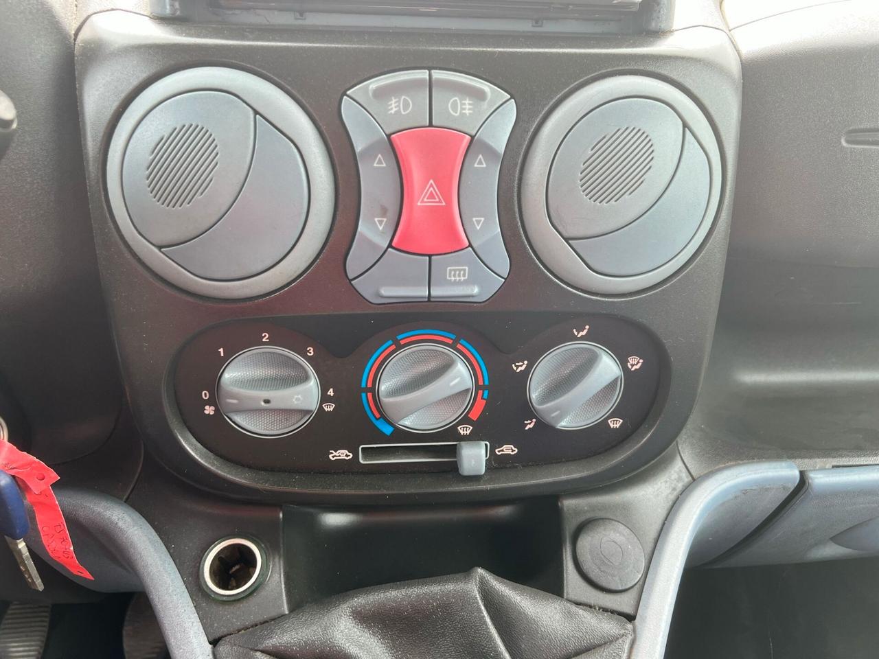 Fiat Doblo 1.9JTD A-F-F-A-R-O-N-E