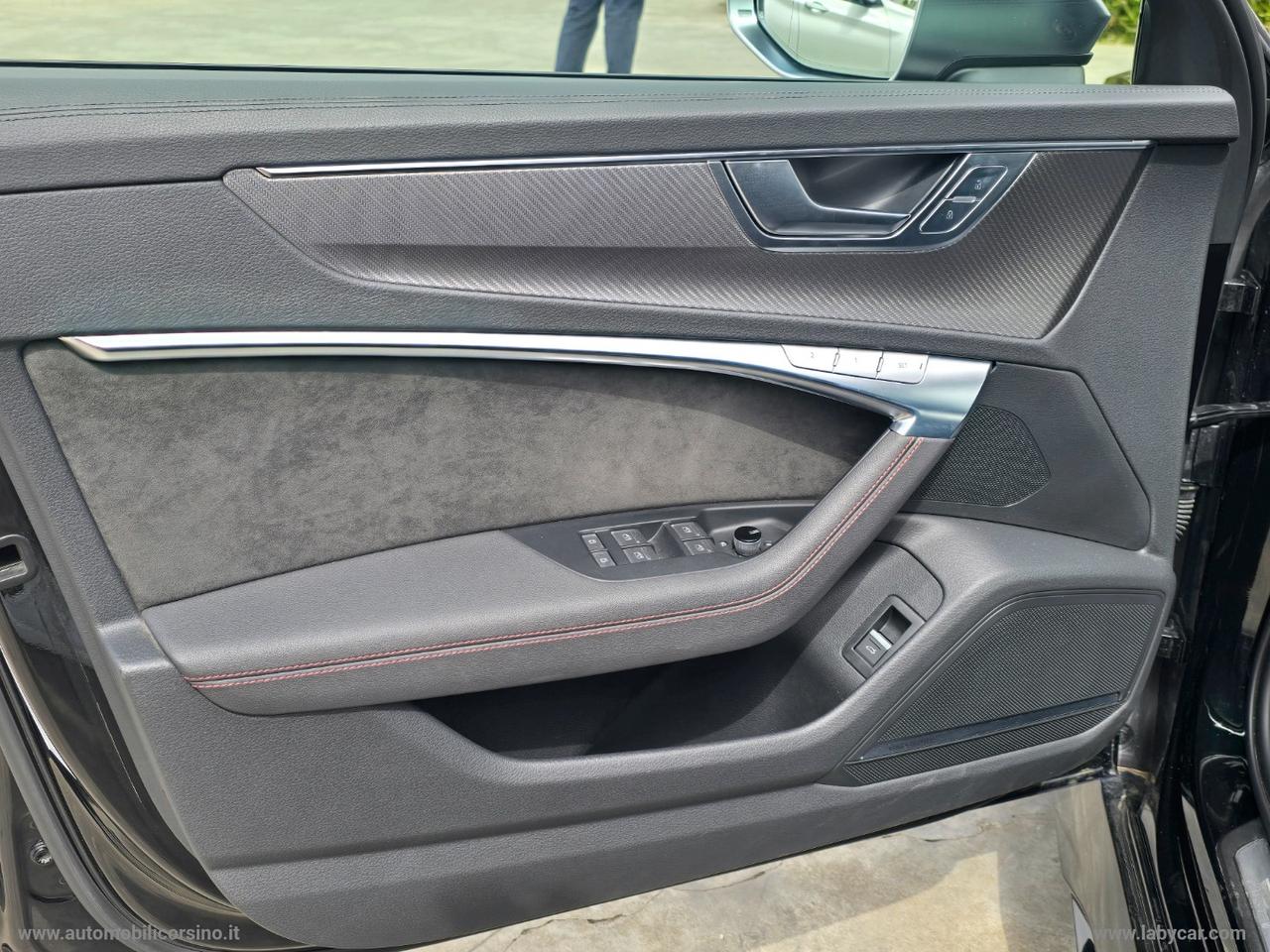 AUDI RS 6 Avant 4.0 TFSI V8 quattro tiptronic