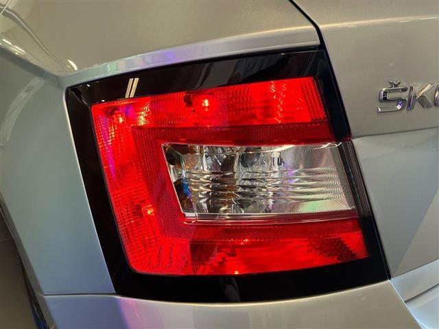 SKODA Fabia 5 Porte 1.0 MPI 60cv Twin Color Design Editi