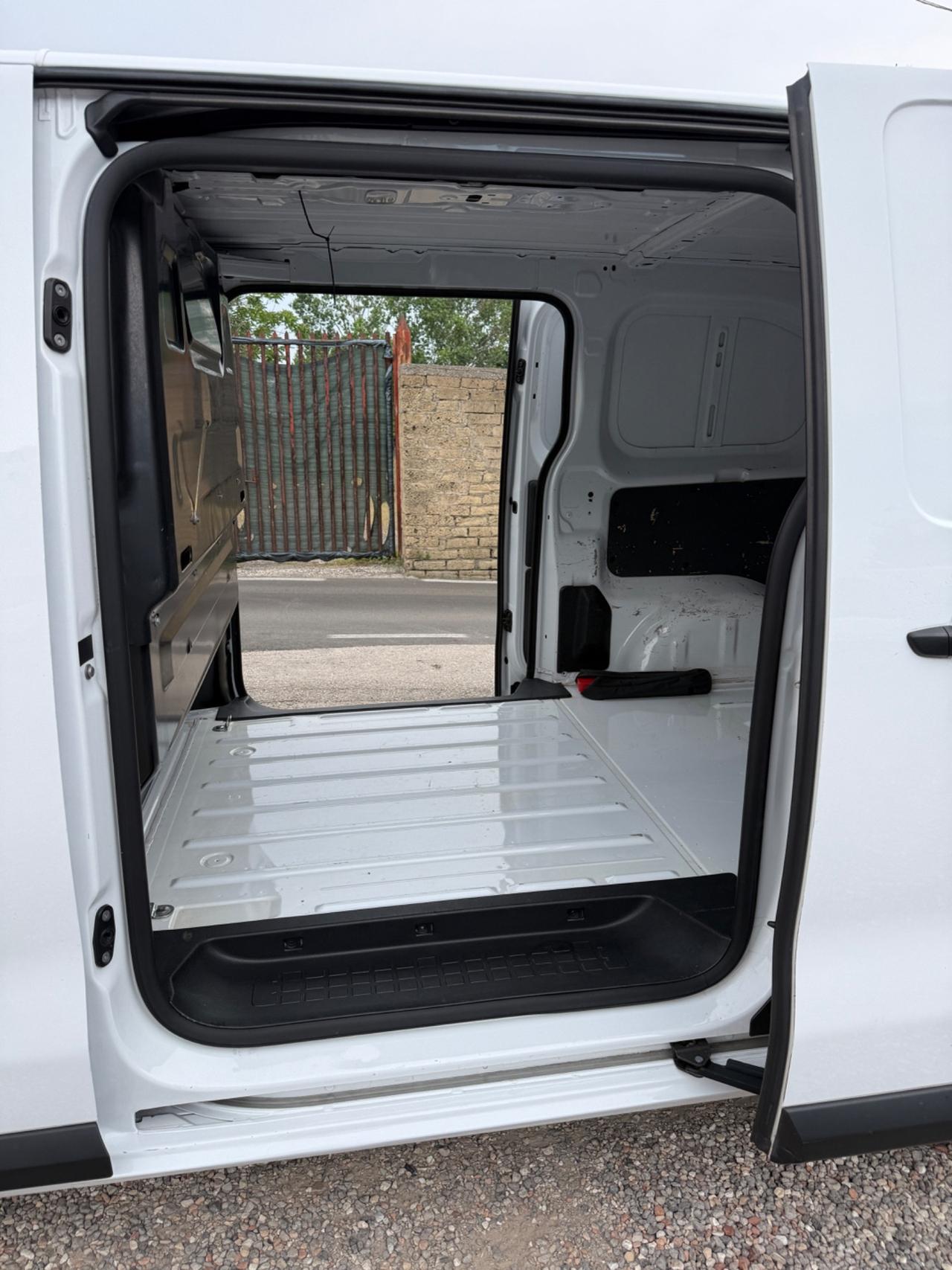 Fiat SCUDO L2H1 DOPPIA PORTA LATERALE