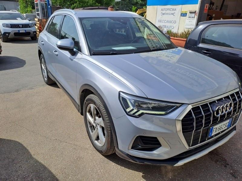 Audi Q3 35 TDI S tronic Business Advanced
