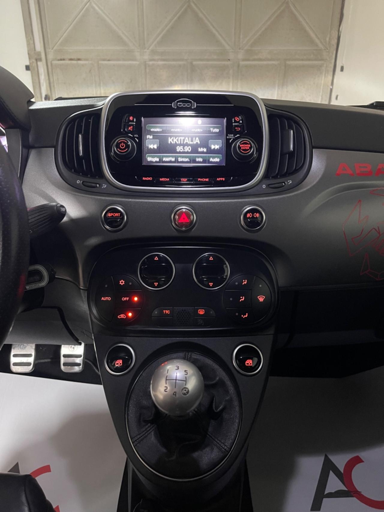 Abarth 595 1.4 Turbo T-Jet 165 CV Turismo
