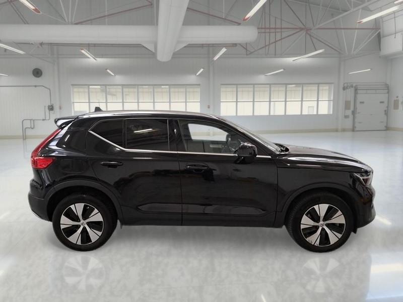 VOLVO XC40 T4 RECHARGE PLUG-IN AUTO CORE SUV