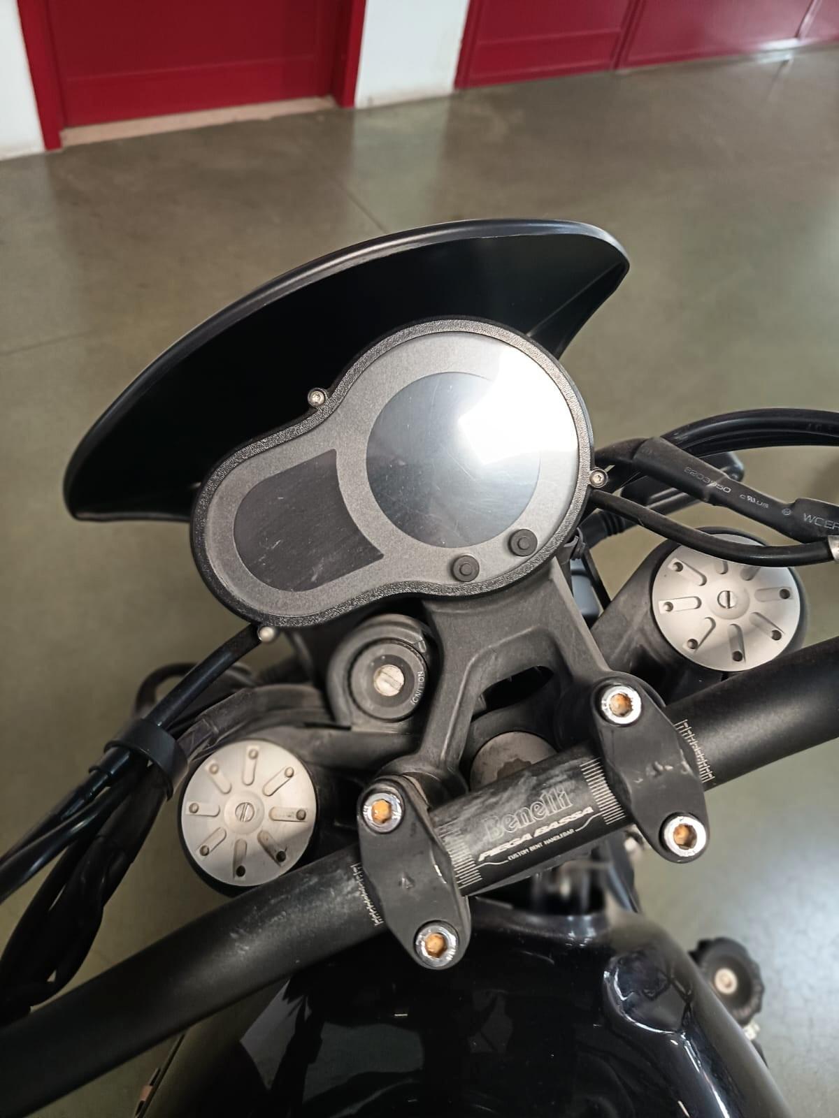 Benelli Leoncino 500