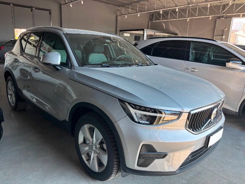 VOLVO XC40 (2017-->) XC40 B3 automatico Core