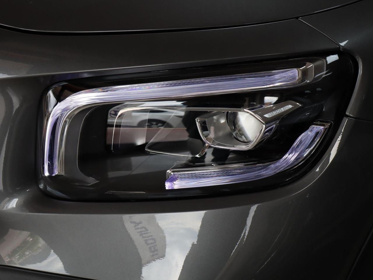 Mercedes-Benz GLB 180 Premium GLB 180 D #10389