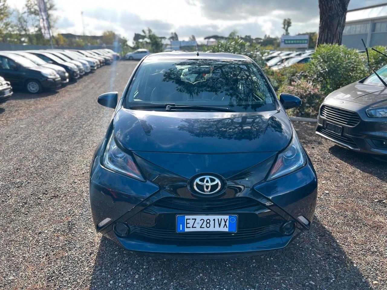 Toyota Aygo 1.0 VVT-i 69 CV 5 porte x-play