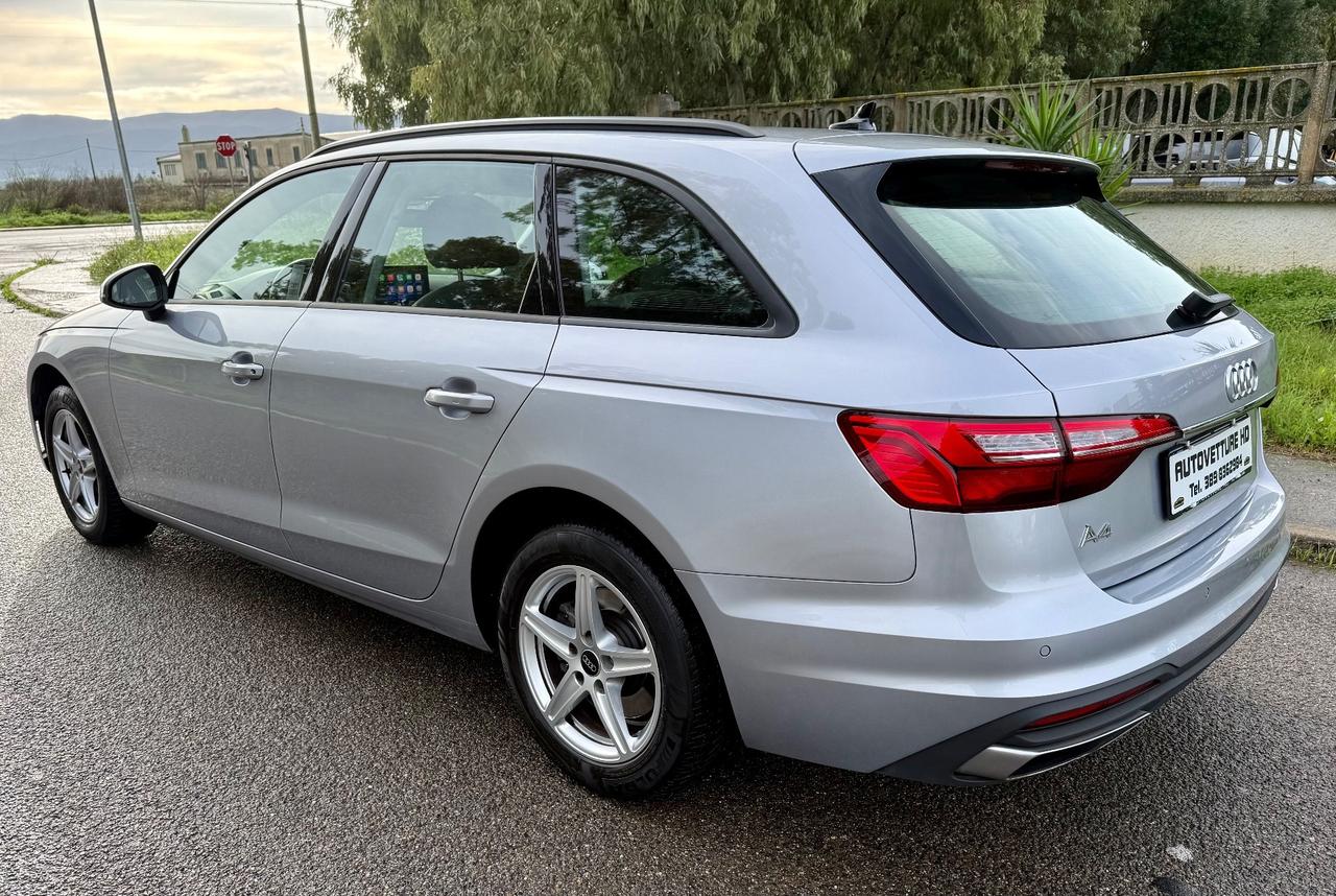 Audi A4 Avant 35 TDI/163 CV S tronic Business Advanced