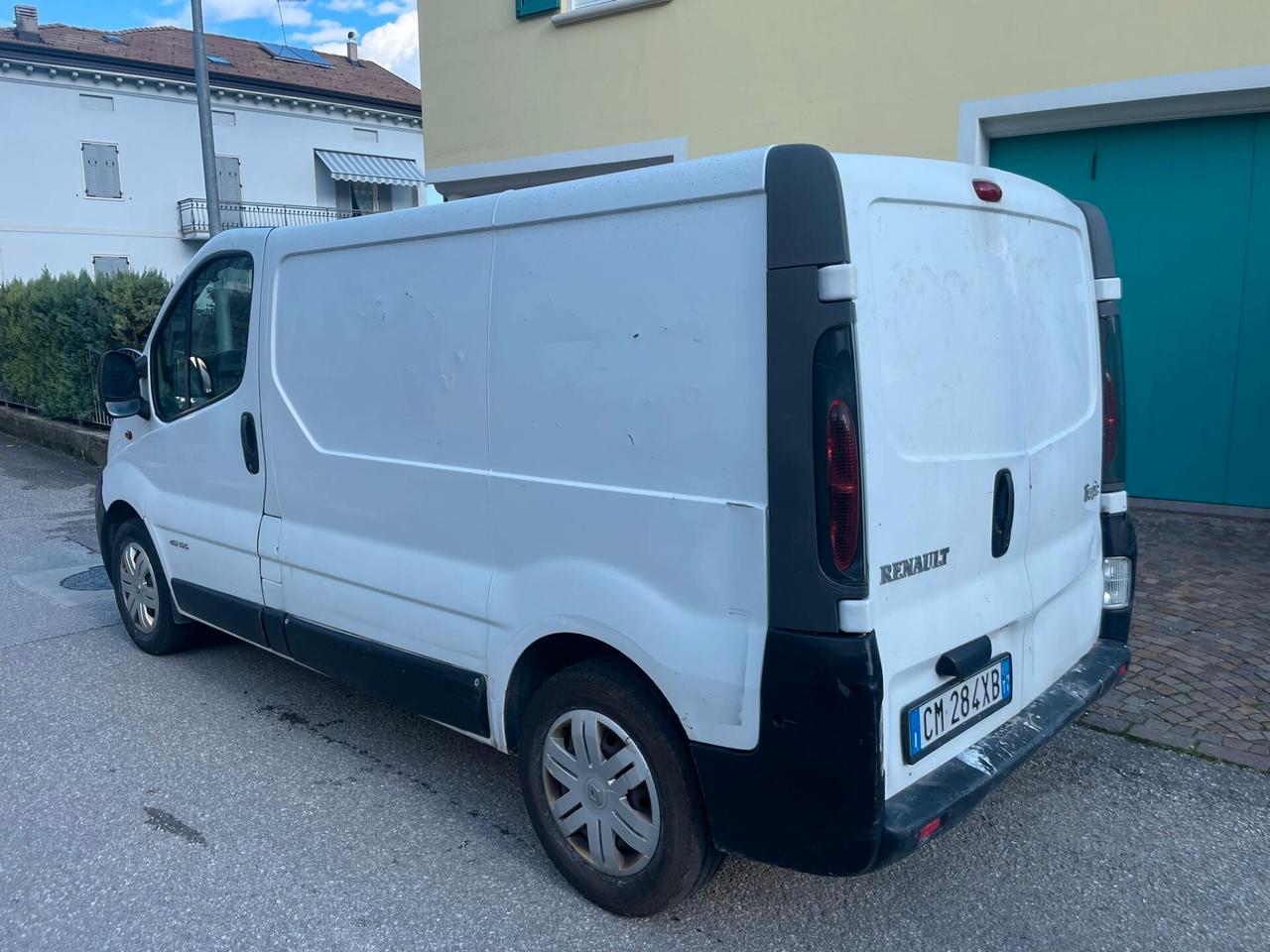 RENAULT TRAFIC 1.9 DCi 100CV