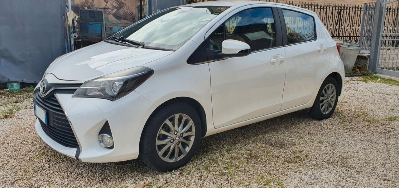 Toyota Yaris 1.0 5 porte Lounge