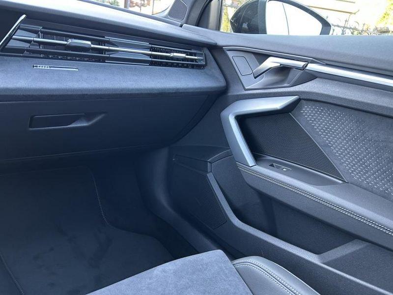 Audi A3 SPB 35 TDI S Tronic S line edition TETTO + 19" + S LINE PLUS