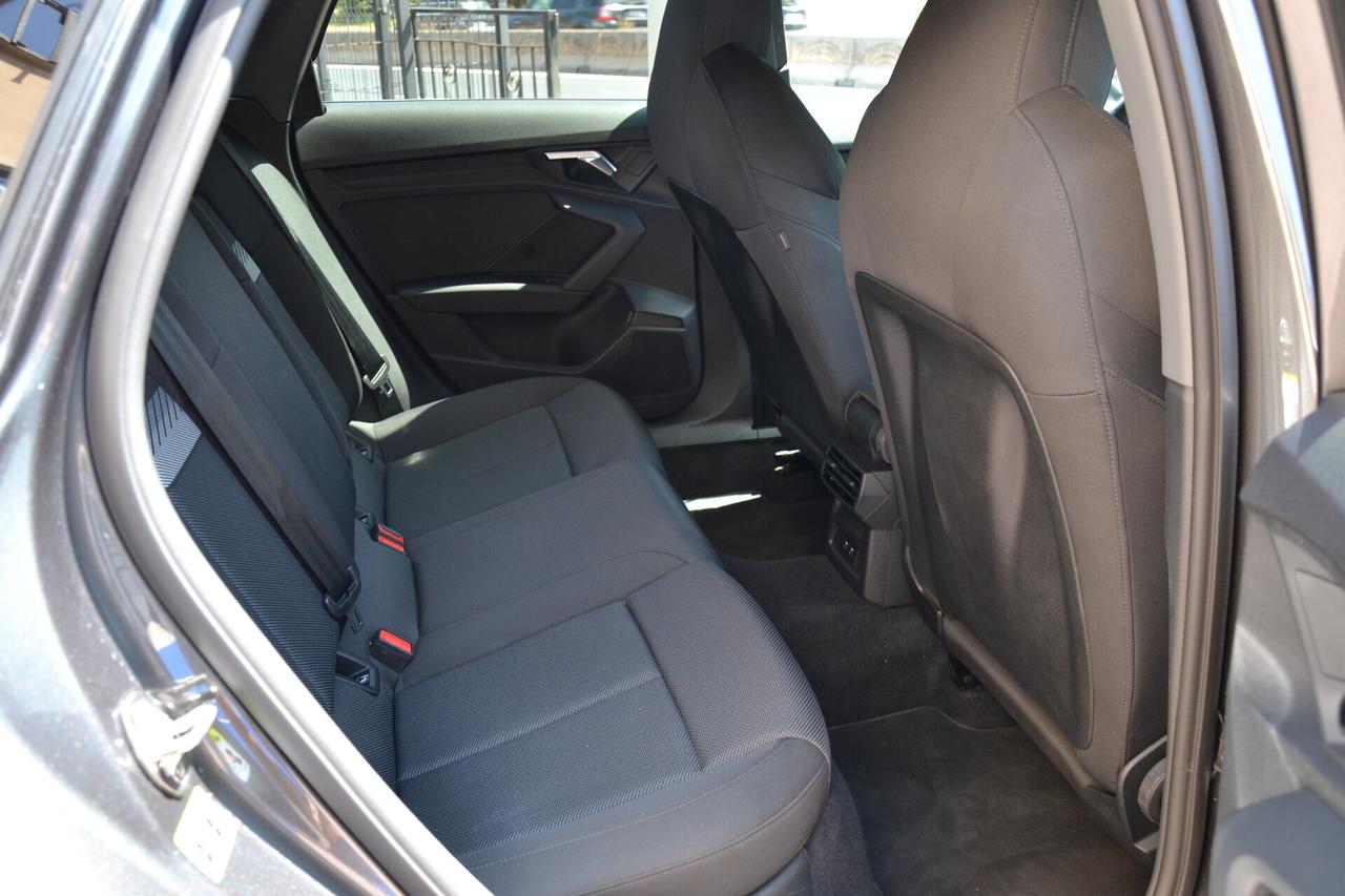 Audi A3 2.0 TDI S-LINE SEDAN **VIRTUAL-LED-PDC*PREZZO VERO