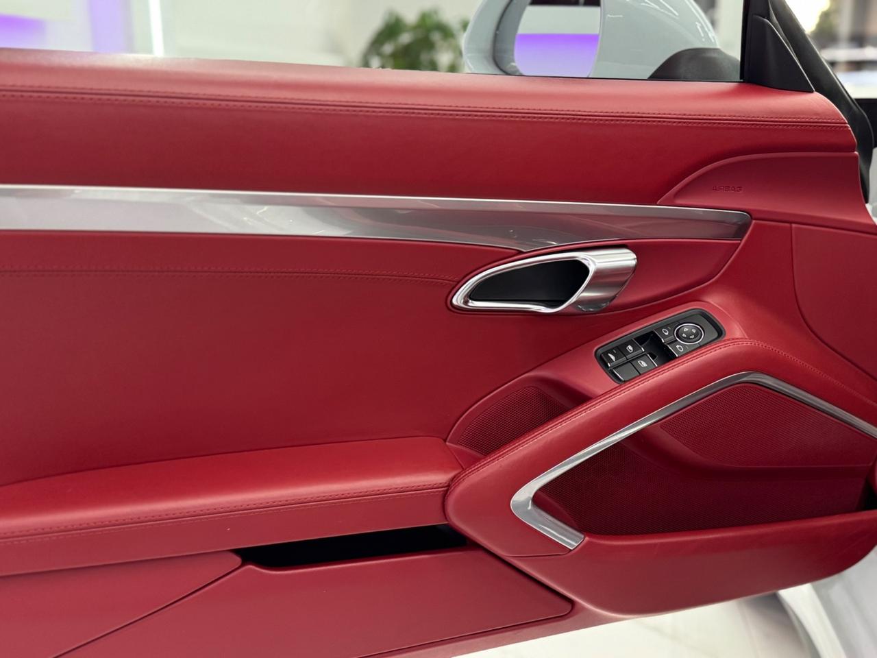 Porsche 911 3.8 Carrera 4S Cabriolet Rosso Cartier