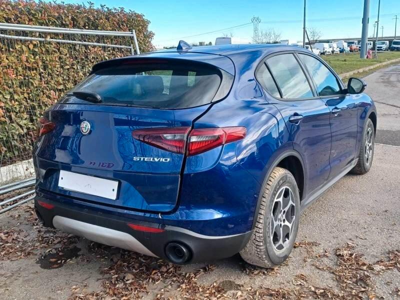 Alfa Romeo Stelvio 2.2 Turbodiesel 190 CV AT8 Q4 Business