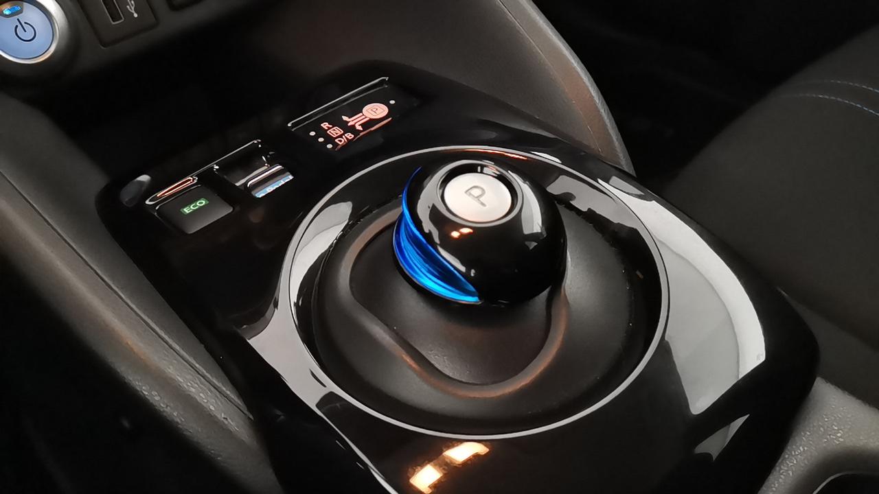 NISSAN Leaf II 2022 - Leaf 40kWh N-Connecta 150cv