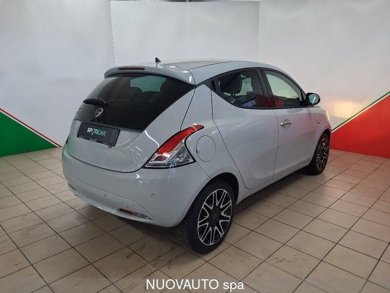 Lancia Ypsilon 1.2 69 CV 5 porte Mya