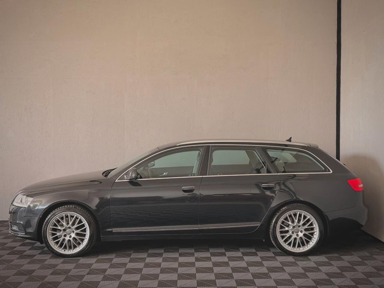 Audi A6 Avant 3.0 V6 TDI 240 CV QUATTRO - GANCIO A TRAINO