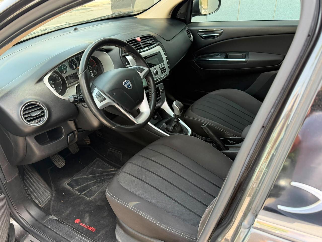 Lancia Delta 1.6 MJT DPF Silver