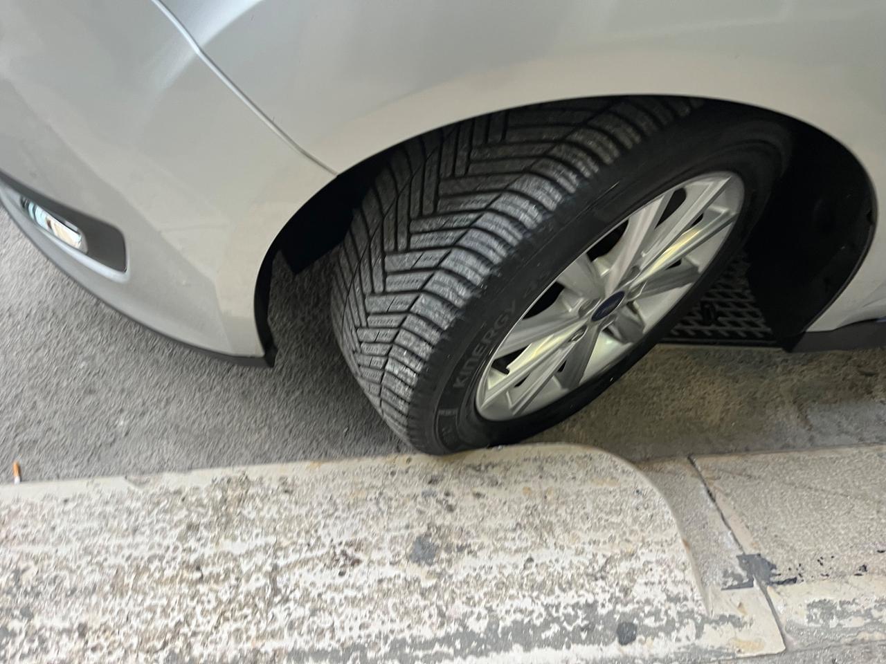 Ford C-Max 1.5 TDCi Titanium