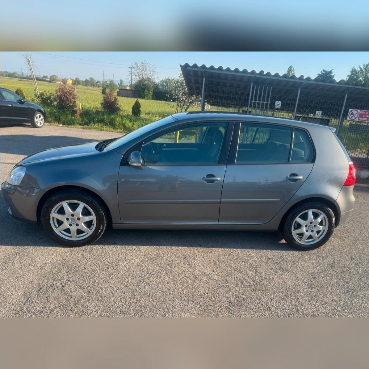 Volkswagen Golf 2.0 TDI DPF 5p. GT Sport