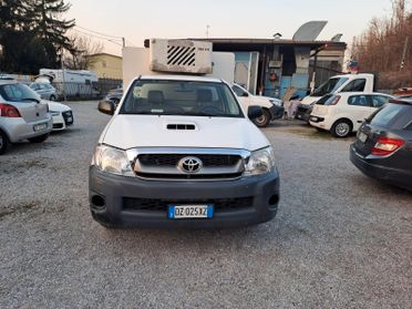 Toyota Hilux 2.5 D-4D 2WD 2p. Chassis & Cab 2010