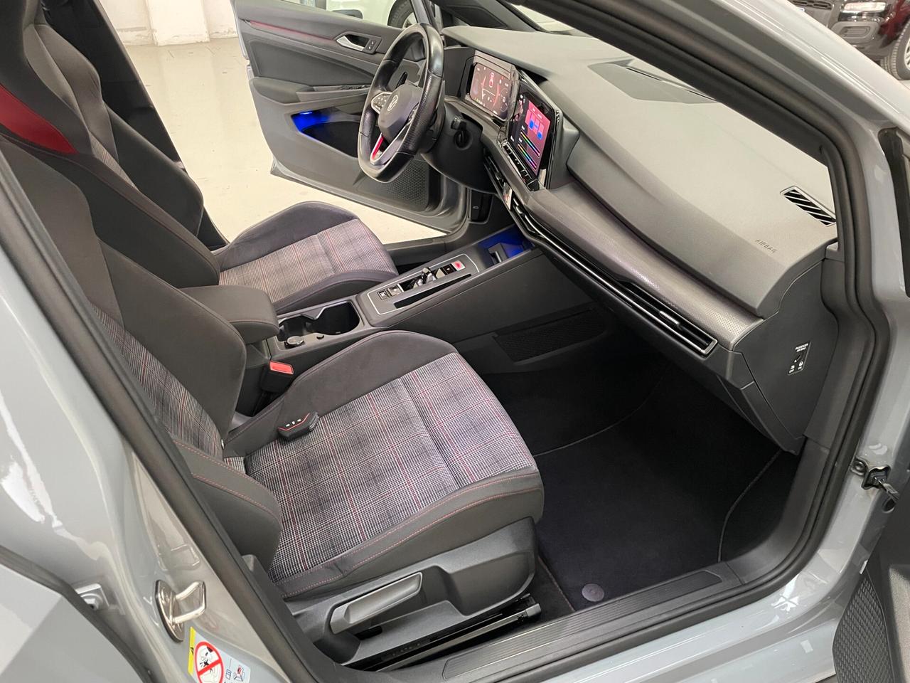 Volkswagen Golf 2.0 TSI 245CV GTI DSG