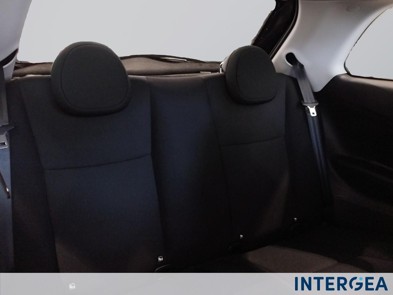 FIAT 500 1.0 hybrid Icon