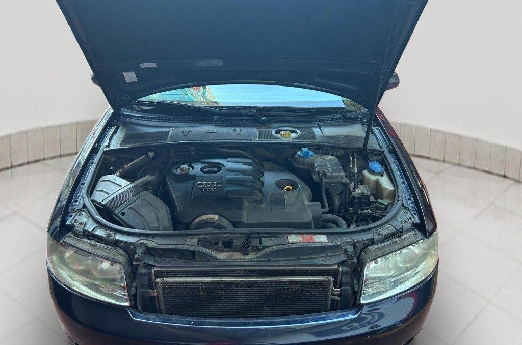 AUDI A4 2ª serie A4 1.9 TDI/130 CV cat Avant