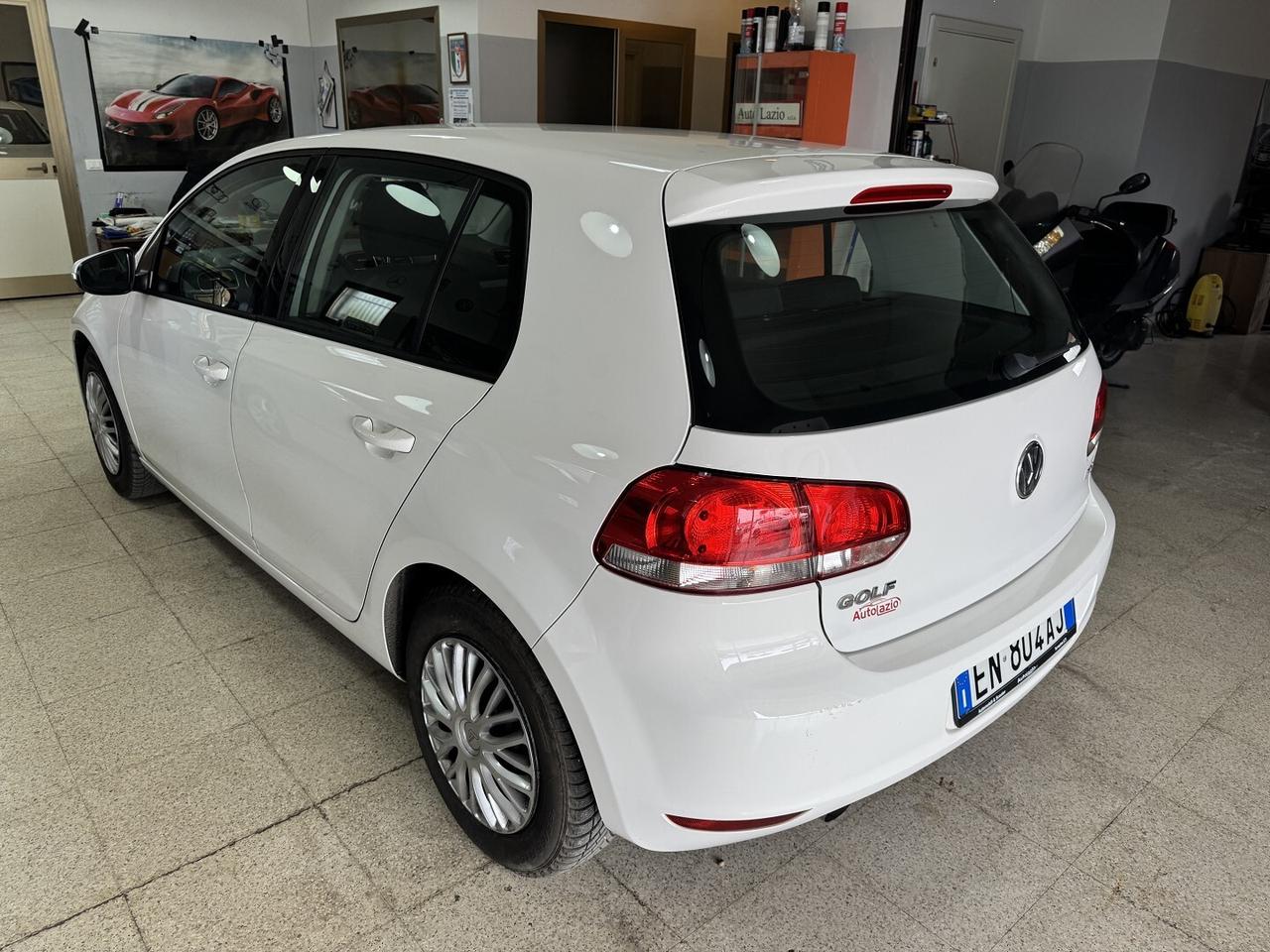 Volkswagen GOLF 6 TDi 1.6 CC. 105 cv.