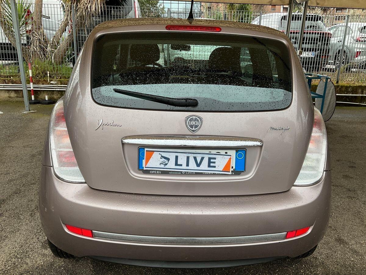 Lancia Ypsilon 1.3 MJT 75 CV Diva