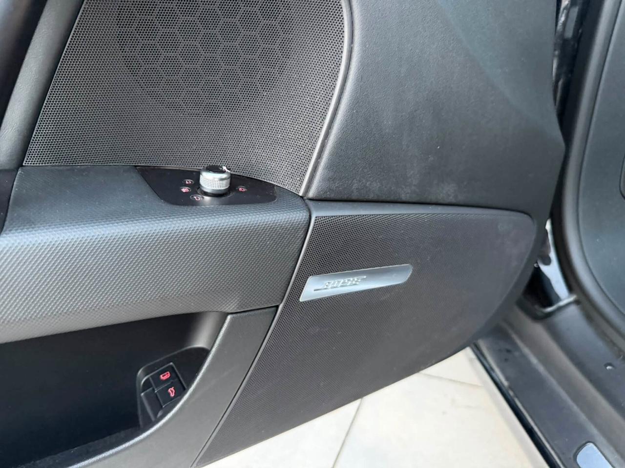 Audi TT -CABRIO- 2.0 Tdi QUATTRO - S LINE