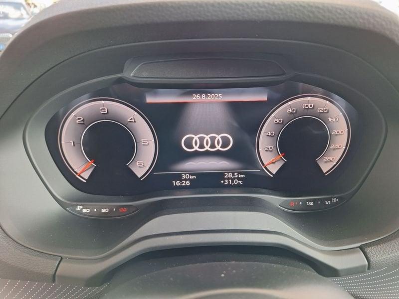 Audi Q2 Q2 35 TDI S tronic Identity Black
