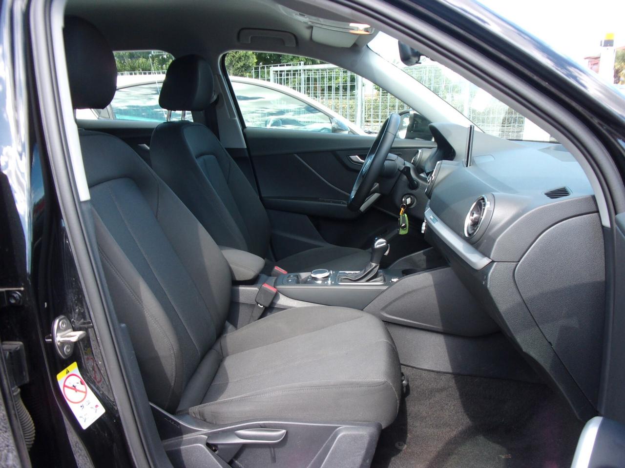 Audi Q2 35 TFSI S tronic Business
