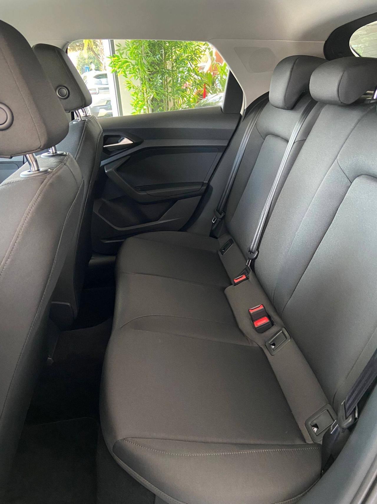 Audi A1 allstreet 30 TFSI 1.0 BENZINA 116CV KM0 ANNO 2025 ITALIANA UNICO PROPRIETARIO